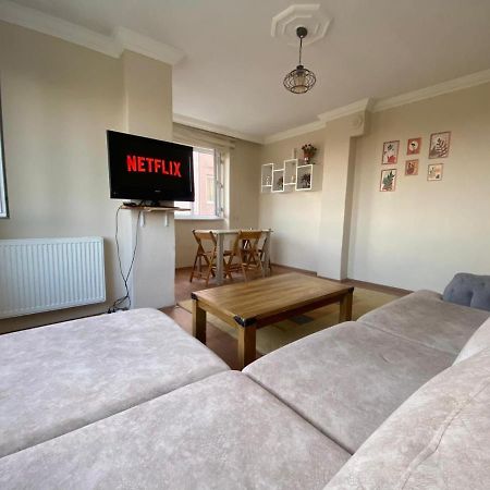 Spacious House Near The Airport Arnavutkoy Bagian luar foto