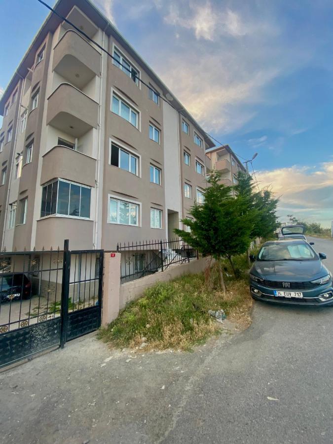 Spacious House Near The Airport Arnavutkoy Bagian luar foto